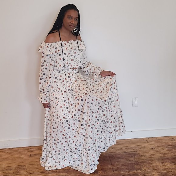 Crop Top & Maxi Set - Picture 3 of 3